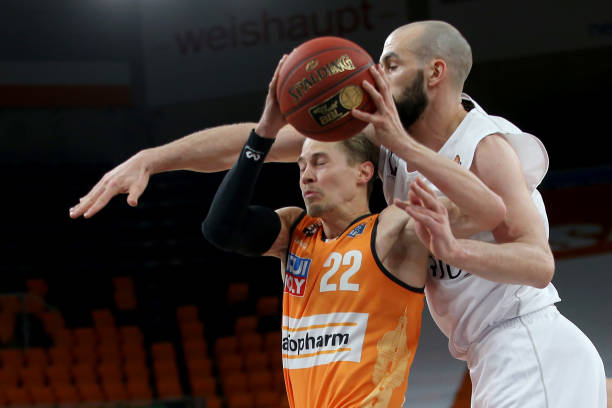 展现了他一 展现了他一